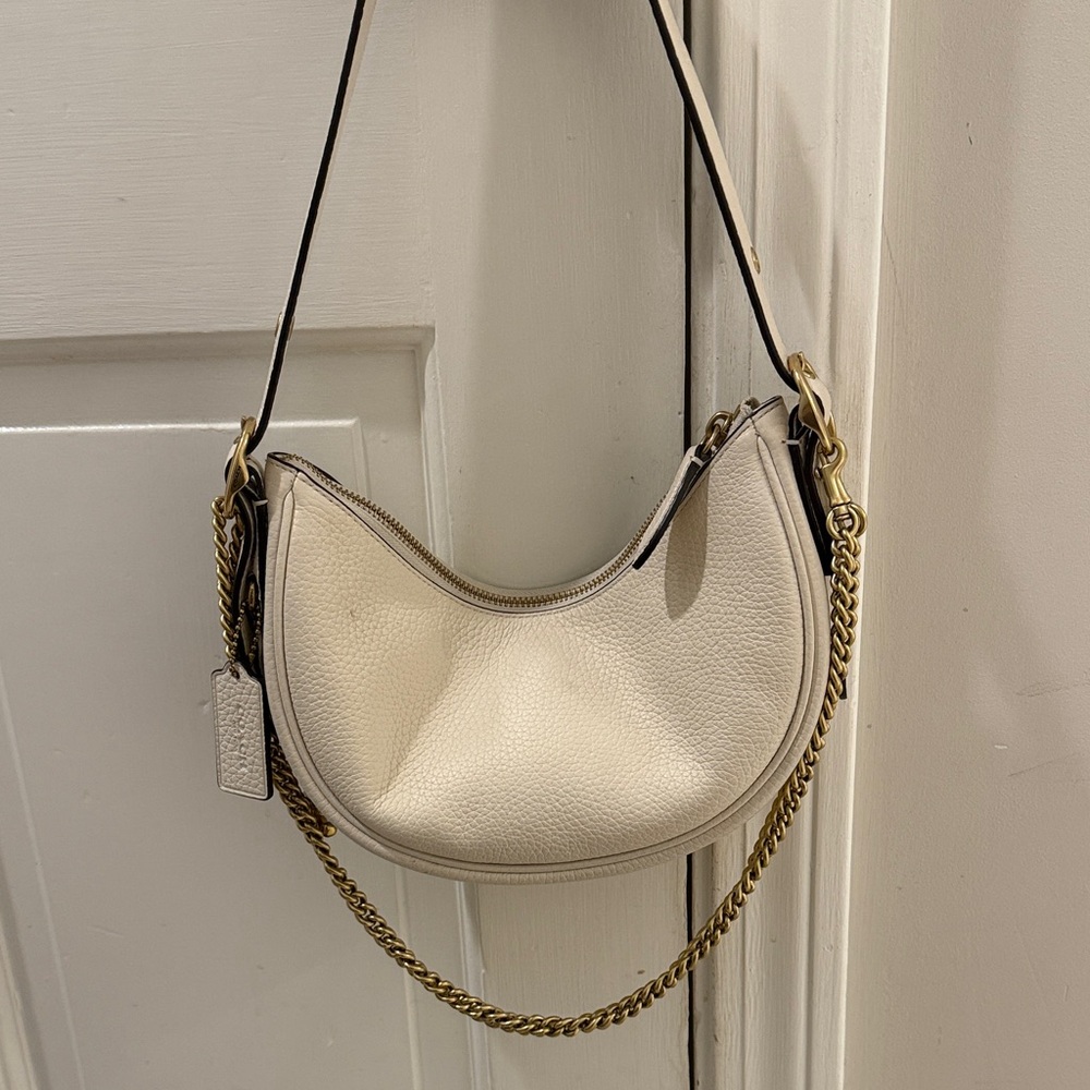 Elegant Cream Shoulder Bag